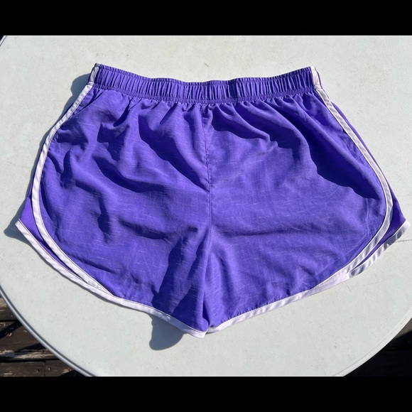 NIKE Dri-FIT Athletic Shorts, Large - Picture 2 of 5